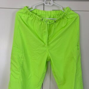 Weissman Neon Green Cropped Pants